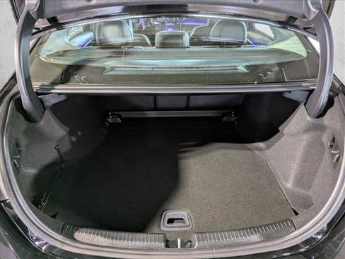 Used 2025 Mercedes-Benz C 300 Sedan image 10