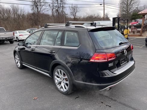 Used 2019 Volkswagen Golf Alltrack SEL image 7