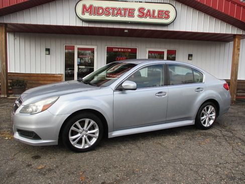 Used 2014 Subaru Legacy 2.5i Premium image 3