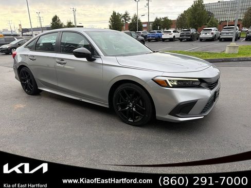 Used 2023 Honda Civic Sport image 5