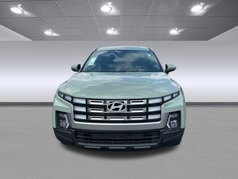 New 2025 Hyundai Santa Cruz SE image 2