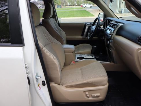 Used 2011 Toyota 4Runner SR5 image 22