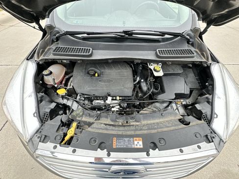 Used 2017 Ford Escape SE AWD/4WD image 30