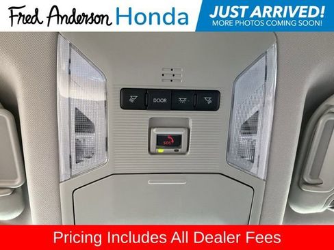 Used 2023 Toyota RAV4 XLE AWD/4WD image 18