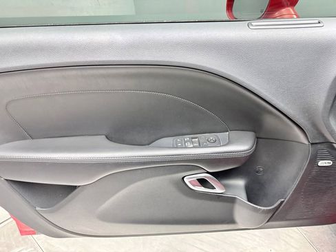 Used 2019 Dodge Challenger R/T Scat Pack w/ Plus Package image 15