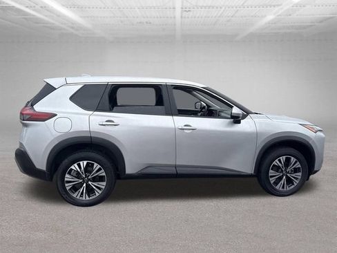 Used 2023 Nissan Rogue SV AWD/4WD image 5