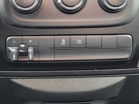 Used 2019 RAM 1500 Express w/ Express Value Package AWD/4WD image 24