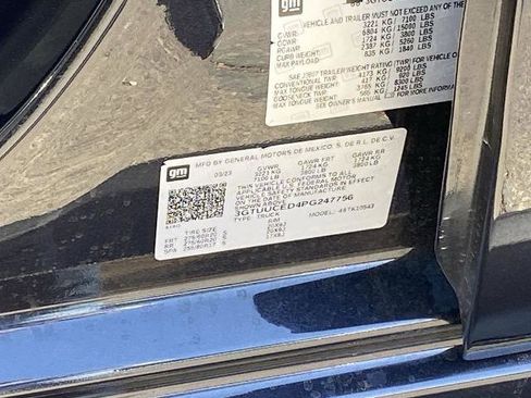 Used 2023 GMC Sierra 1500 Elevation image 29