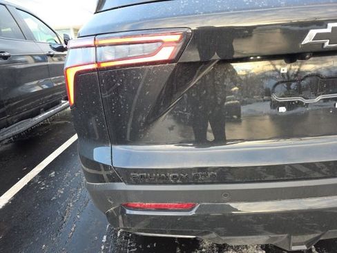 Used 2025 Chevrolet Equinox RS w/ Safety and Technology Package image 9