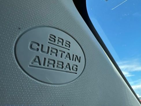 Used 2017 Toyota Corolla L w/ Carpet Mat Package (TMS) FWD image 21