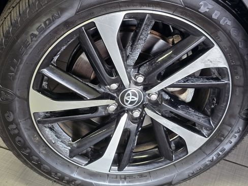 Used 2023 Toyota Corolla Cross AWD Hybrid w/ Convenience Package image 9