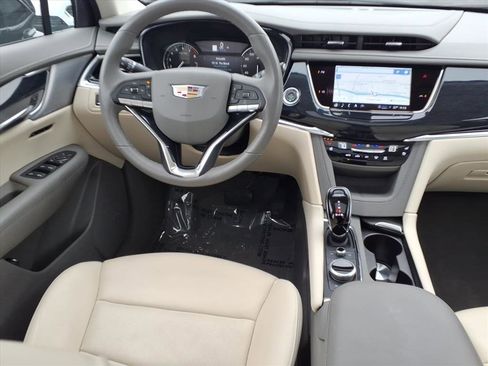 Certified 2024 Cadillac XT6 Premium Luxury w/ LPO, Floor Liner Package image 20