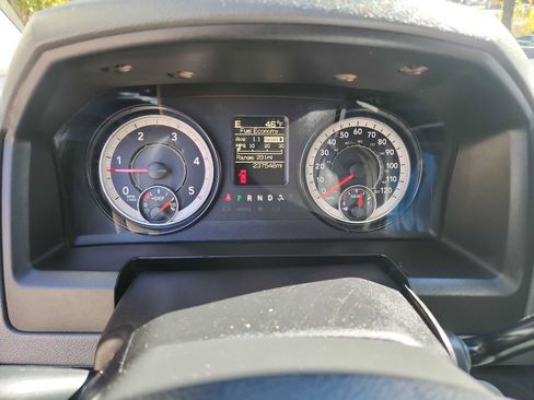 Used 2016 RAM 3500 Tradesman w/ Chrome Appearance Group image 21