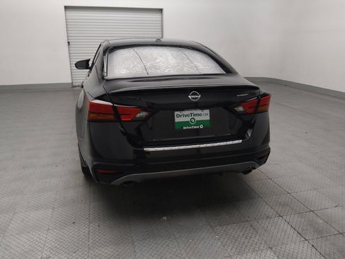 Used 2022 Nissan Altima 2.5 SR w/ Midnight Edition Package FWD image 6