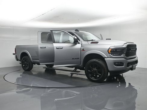 Used 2022 RAM 3500 Limited w/ Night Edition AWD/4WD image 37