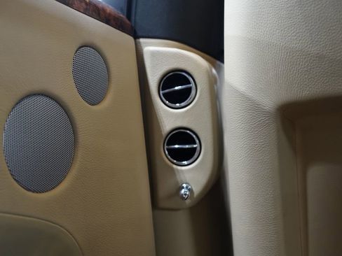 Used 2010 Rolls-Royce Ghost RWD image 33