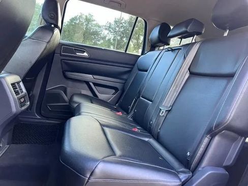 Used 2019 Volkswagen Atlas SE FWD image 21