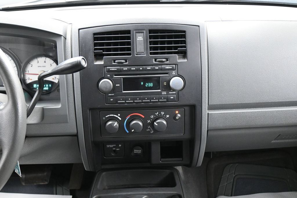 Used 2005 Dodge Dakota ST RWD image 18