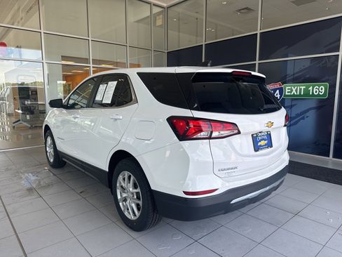 Used 2022 Chevrolet Equinox LT AWD/4WD image 7