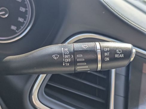 Used 2023 Buick Enclave Essence w/ Experience Buick Package FWD image 30