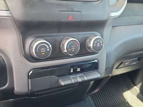 Used 2021 RAM 1500 Big Horn AWD/4WD image 24
