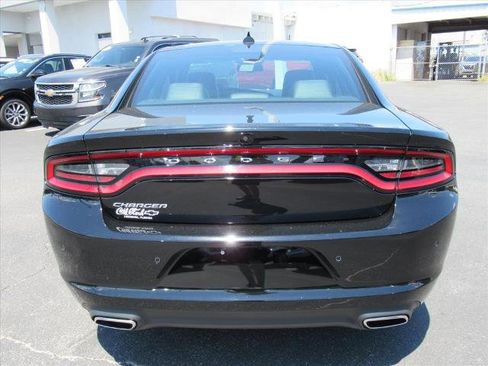 Used 2023 Dodge Charger SXT w/ Plus Group RWD image 6