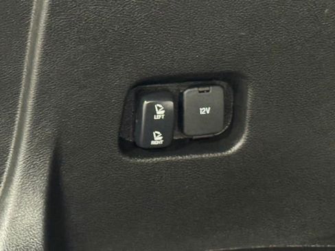 Certified 2024 Ford Edge Titanium AWD/4WD image 34