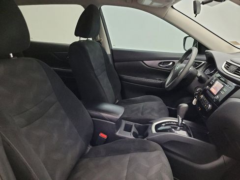 Used 2016 Nissan Rogue S w/ S Family Package FWD image 21
