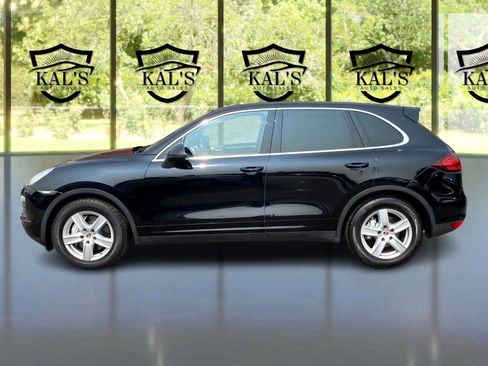 Used 2014 Porsche Cayenne S w/ Comfort Plus Package image 8