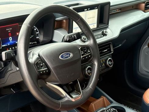 Used 2022 Ford Maverick Lariat FWD image 17