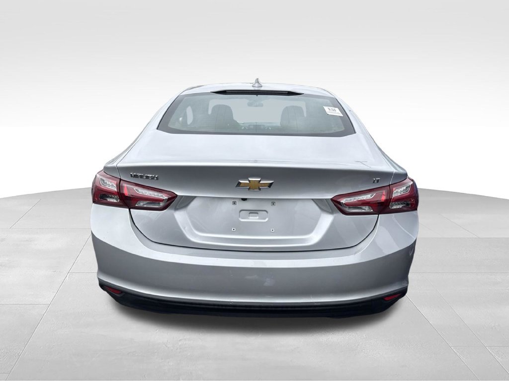 Used 2022 Chevrolet Malibu LT FWD image 3
