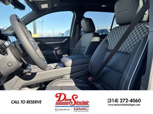 New 2026 GMC Acadia Denali w/ Super Cruise Package FWD image 11