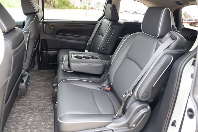 New 2026 Honda Odyssey Touring image 14