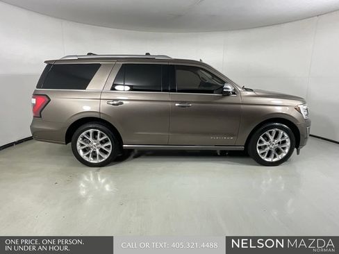 Used 2018 Ford Expedition Platinum RWD image 5