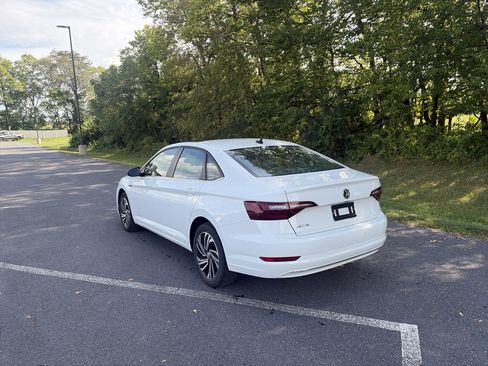 Certified 2021 Volkswagen Jetta SEL FWD image 7