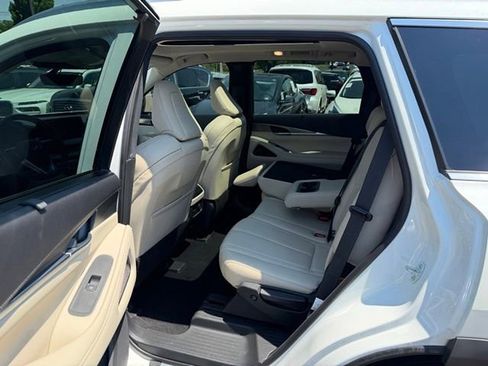Certified 2024 INFINITI QX60 Luxe AWD/4WD image 10