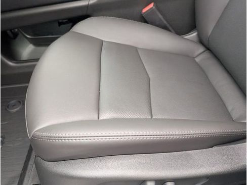 New 2025 Cadillac XT5 Sportv w/ LPO, Blue Accent Package image 25