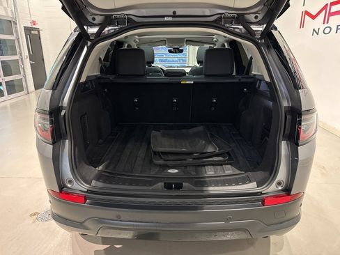 Used 2023 Land Rover Discovery Sport S image 28