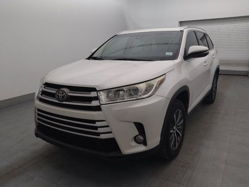 Used 2019 Toyota Highlander XLE image 15