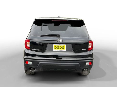 Used 2021 Honda Passport Sport image 4