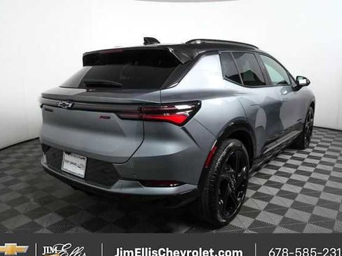 New 2026 Chevrolet Equinox EV RS image 3