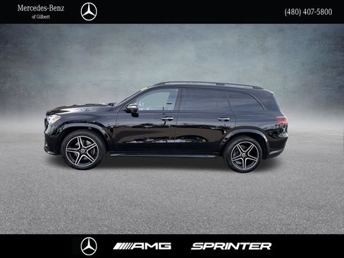 Used 2024 Mercedes-Benz GLS 450 4MATIC image 2