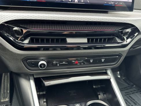 Used 2025 BMW M340i RWD image 23