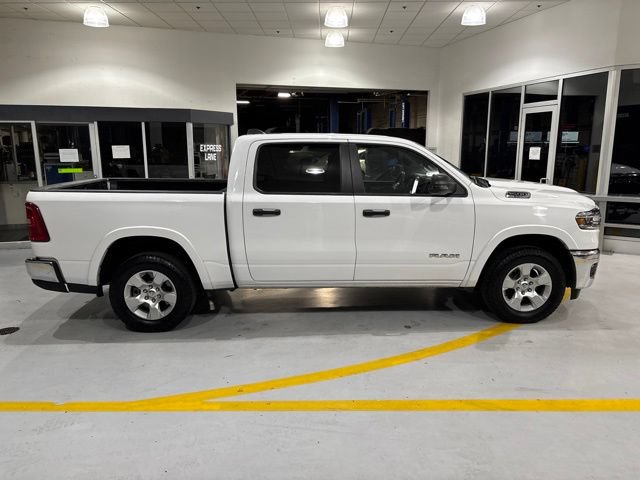 Used 2025 RAM 1500 Big Horn AWD/4WD image 8