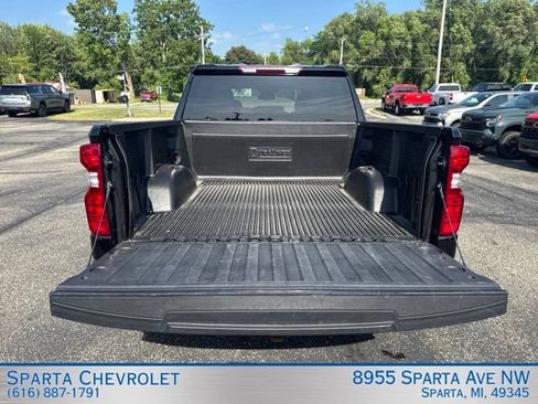 Used 2023 Chevrolet Silverado 1500 LT AWD/4WD image 32