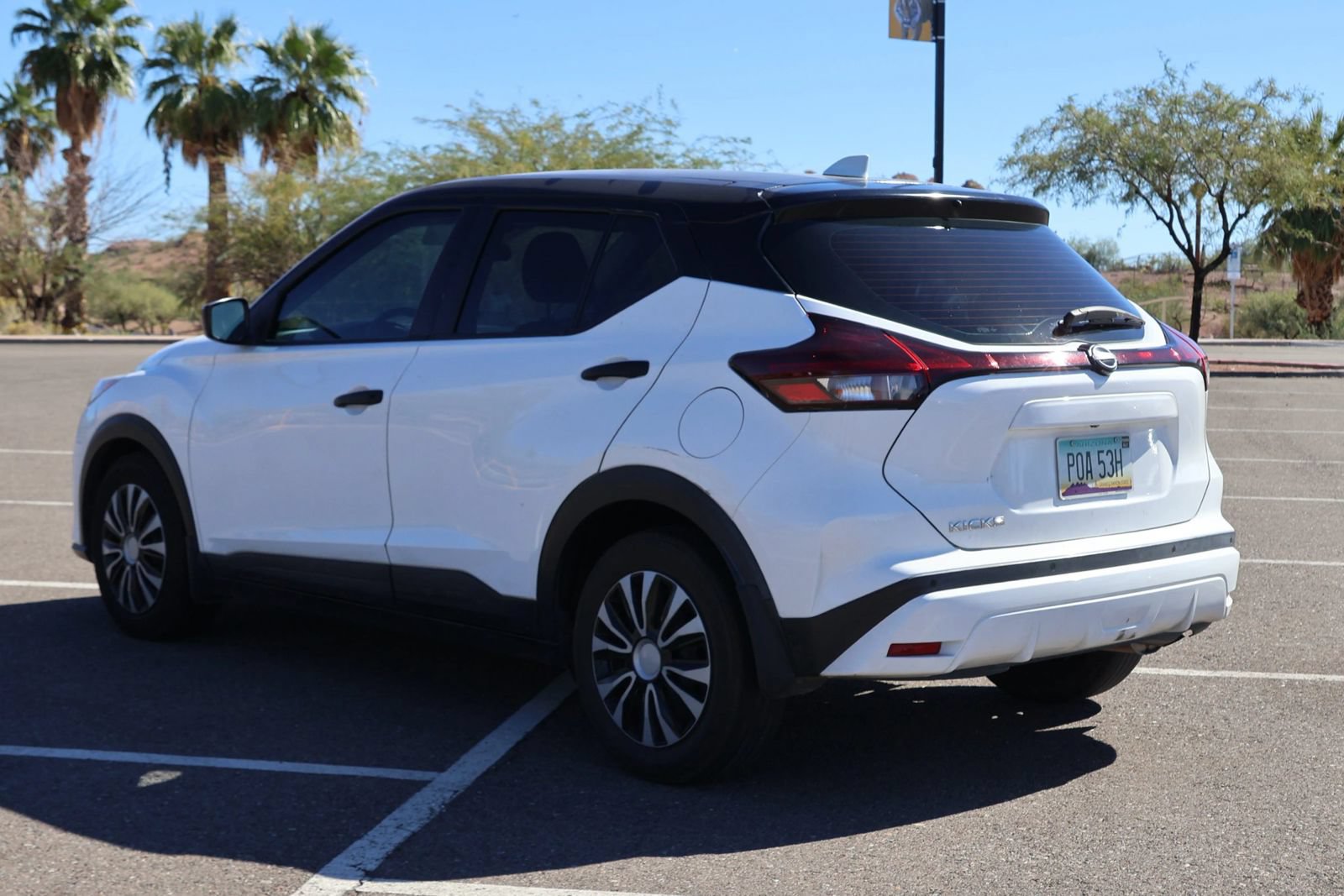 Used 2022 Nissan Kicks S FWD image 6