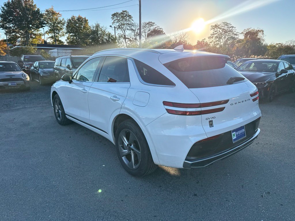 Used 2026 Genesis GV70 2.5T AWD/4WD image 8