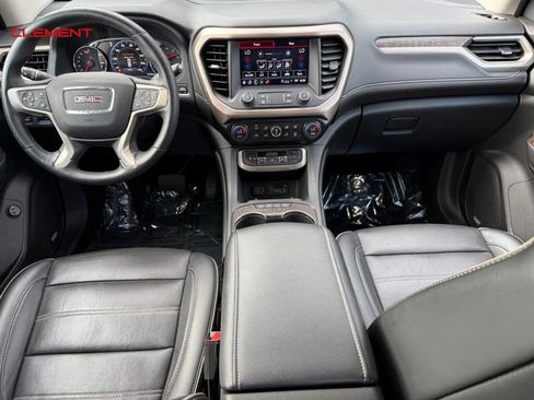 Used 2023 GMC Acadia Denali w/ Denali Technology Package AWD/4WD image 14