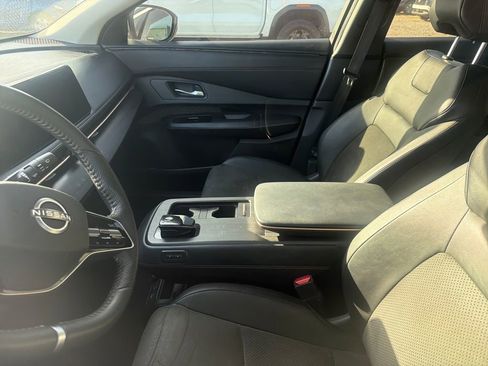 Used 2023 Nissan Ariya FWD image 7
