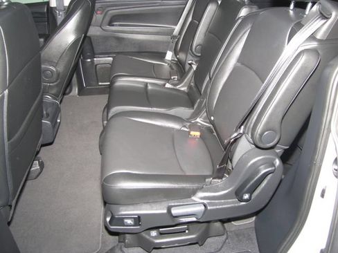 Certified 2025 Honda Odyssey EX-L image 13